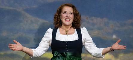 Tochter der Bavaria: Kabarettistin Luise Kinseher ist derzeit schwer gefragt