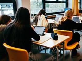 Rückschritt im Bildungstrend: Immer weniger Schüler erreichen Mindeststandard in Mathe und Co.