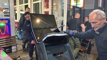 Großrazzia gegen die organisierte Kriminalität in Friedrichshain