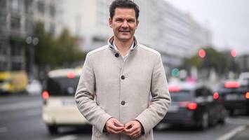 „nicht nur kosten sehen“: krach stichelt gegen wegner