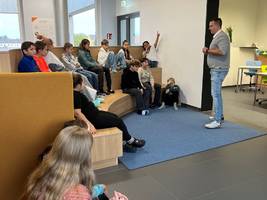 selbständiges lernen im schülertempo: wie eine augsburger realschule ausreizt, was möglich ist