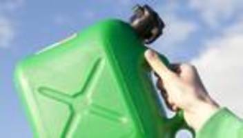 spritpreisregelung: zwangspause auf dem preismast?