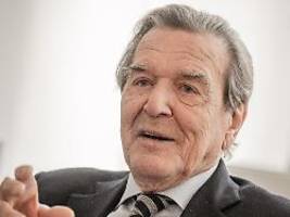 schröder wird schnippisch: weiß ich nicht mehr, werd' ich ihnen auch nicht sagen