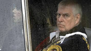 Wegen Epstein-Affäre: Prinz Andrew gibt königlichen Titel ab