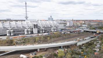 Sperrungen der A100: Bau der Ringbahnbrücke sorgt für Umleitungen