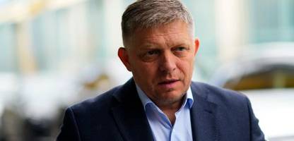 Slowakischer Ministerpräsident Robert Fico EU-Sozialdemokraten werfen Smer-Partei raus