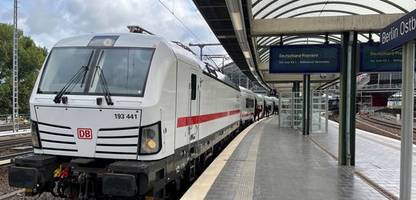 ICE L: Deutsche Bahn präsentiert ersten stufenlosen Zugmodell