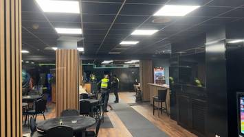 illegales glücksspiel: polizei wird bei razzia in zwei lokalen fündig