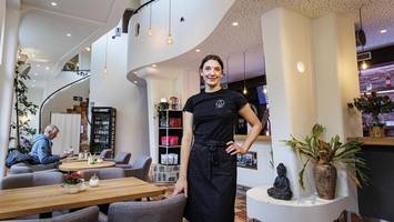 so sieht das neue café im ottenser hundertwasser-haus aus