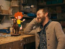 kino: ein kobold spendet trost