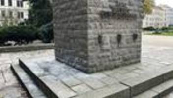 Sachsen: Görlitzer Oberbürgermeister verurteilt Bücherverbrennung an Mahnmal