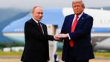 Ukraine-Krieg: Medien: Putin verlangte in Trump-Anruf Kontrolle über Donezk