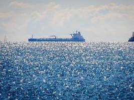 600 bis 1400 schiffe betroffen: eu entwickelt plan gegen russische schattenflotte