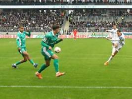 Nürnberg gibt Sieg aus der Hand: Fürther Rekordpleite beendet Schalkes Ausflug an Tabellenspitze