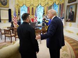 US-Präsident fluchte ständig: Trump soll Selenskyj zur Annahme von Putins Bedingungen gedrängt haben