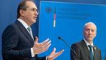 abschiebungen nach afghanistan: dobrindt: verhandlungen mit taliban kurz vor abschluss