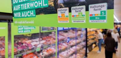 Aldi Süd streicht Eigenmarken-Fleisch aus unterster Haltungsform