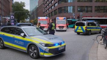 dieb stiehlt dpd-lieferwagen und baut schweren unfall am gänsemarkt