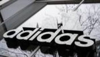 Sportartikelhersteller: Adidas hebt nach Umsatzrekord Gewinnprognose an