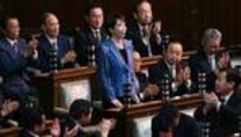 japan: sanae takaichi zur ersten ministerpräsidentin japans gewählt