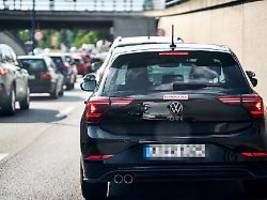 Digital, begleitet, jünger: EU erlässt zahlreiche neue Regeln zum Führerschein