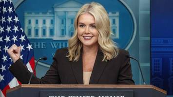 „deine mutter“: trump-sprecherin leavitt beleidigt journalisten