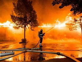 Münchner Berufsfeuerwehr im Fernsehen: „War schon ungewohnt, beim Feuerlöschen eine Kamera im Gesicht zu haben“