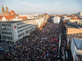 Stadt Nürnberg gegen die AfD: Streit um die Neutralitätspflicht von Kommunen könnte vor dem Verfassungsgericht landen