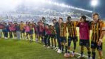 fußball: italienischer zweitligist wird wegen mafia-vorwurfs zwangsverwaltet