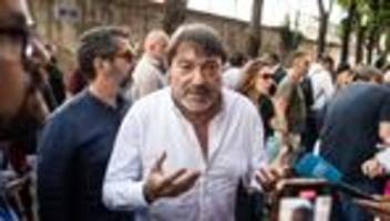 roberto saviano: einschüchterung auf offener bühne