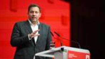 stadtbild-debatte: klingbeil warnt nach merz' stadtbild-aussage vor spaltender sprache