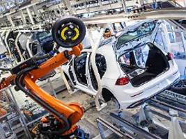 Bundesregierung sucht Lösungen: VW warnt Mitarbeiter vor Produktionsengpässen wegen Nexperia-Chipkrise