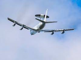 ntv fliegt im Awacs mit: Das Auge der Nato ist jetzt immer in der Luft
