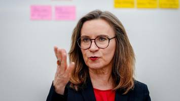 Deutsche Bahn trennt sich von DB Cargo-Chefin Sigrid Nikutta