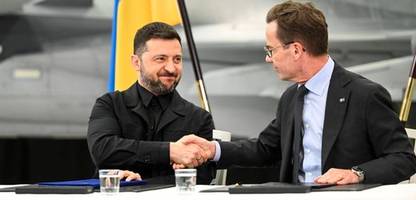 Ukraine will mindestens 100 Kampfjets aus Schweden kaufen - Selenskyj in Skandinavien