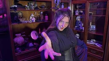 Vampirgräfin lädt ein: Halloween-Haus erstmals in Lütjensee