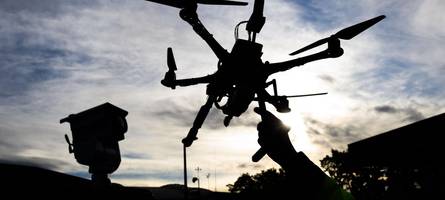 Abwehr von unbekannten Drohnen: Experten warnen vor zu schnellem Abschuss