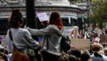 nur ja heißt ja: frankreich bringt reform des sexualstrafrechts auf den weg