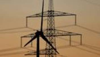 Wirtschaft: Energiekosten für Unternehmen in Bayern auf Vier-Jahres-Tief