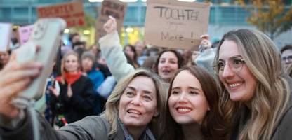 »Stadtbild«-Debatte: Friedrich Merz haucht den Grünen neues Leben ein
