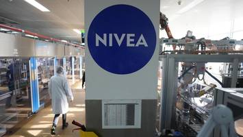 Beiersdorf senkt erneut Prognose – Nivea schwächelt im Jubiläumsjahr