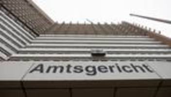 justiz: prozess um tierquälerei auf schlachthof