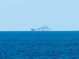 Auch Zerstörer gesichtet: Russisches Kriegsschiff ankert seit Tagen vor Fehmarn