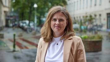 Bezirkschefin attackiert Merz: „Realität erlebt man nicht im Privatjet“