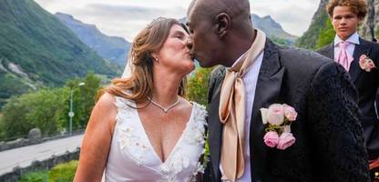 norwegen: könig harald witzelt über doku zur hochzeit seiner tochter märtha louise mit durek verrett