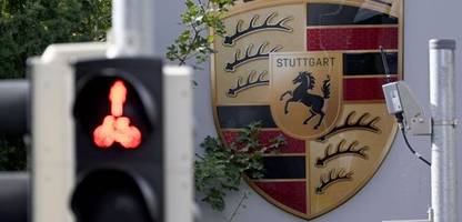 porsche: volkswagens sportwagenbauer meldet 95,9 prozent gewinneinbruch