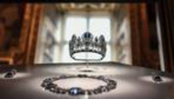 Paris: Louvre bringt wertvolle Juwelen in Sicherheit