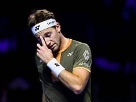 Auch Zverev indirekt betroffen: Erschöpfte Tennis-Profis geben reihenweise auf