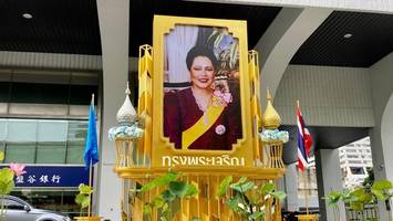 „Asiens Jacky Kennedy“: Thailands Ex-Königin Sirikit stirbt mit 93 Jahren