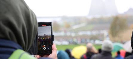 Sprengung der Kühltürme in Gundremmingen: Das Nicht-Event mit Festivalcharakter